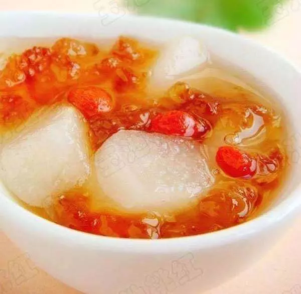 桃膠吃法大全~讓皮膚更水潤 ! !