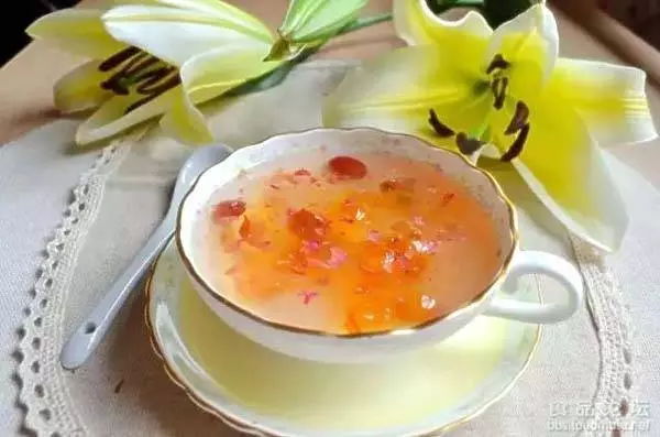 桃膠吃法大全~讓皮膚更水潤 ! !