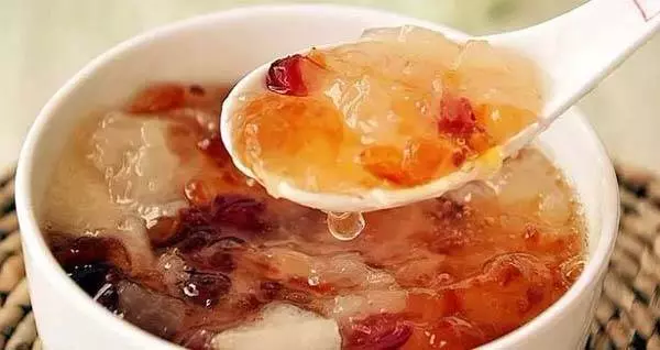 桃膠吃法大全~讓皮膚更水潤 ! !