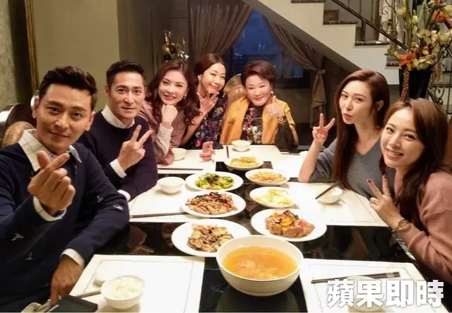 何如芸小三臉《炮仔聲》再爆紅!49歲「1個月甩掉6公斤」秘訣曝光!逆襲成兩寶辣媽!