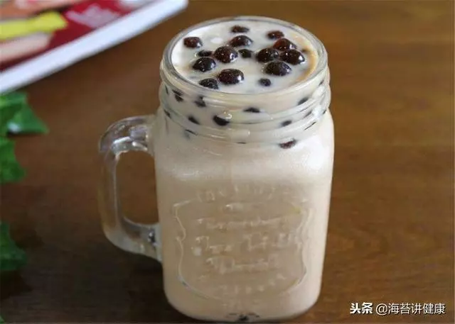 血管多半是「吃堵」的?醫生告誡:這4種食物,儘量少吃點