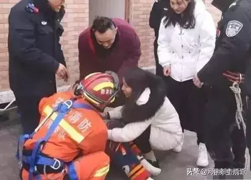 慘劇!23歲女主播整容失敗,上午輕生被救回晚上再跳樓身亡!