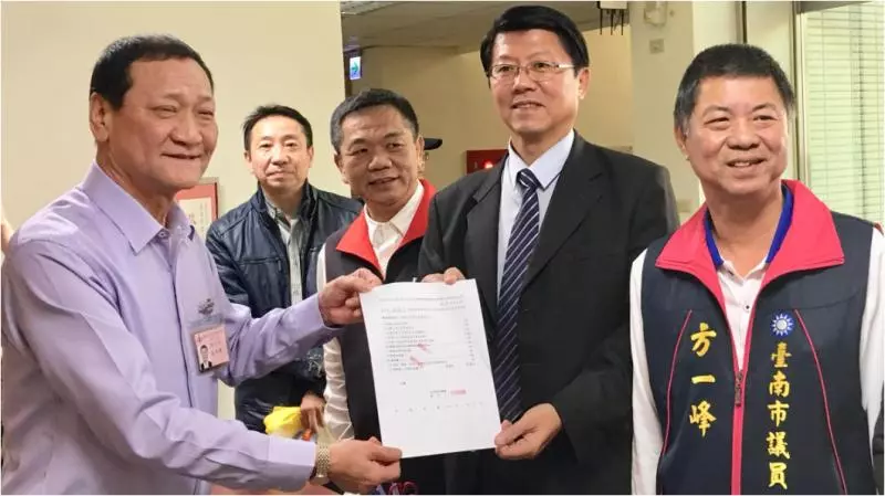 挑戰「綠到出汁」選區 謝龍介:拿下這2020就贏了