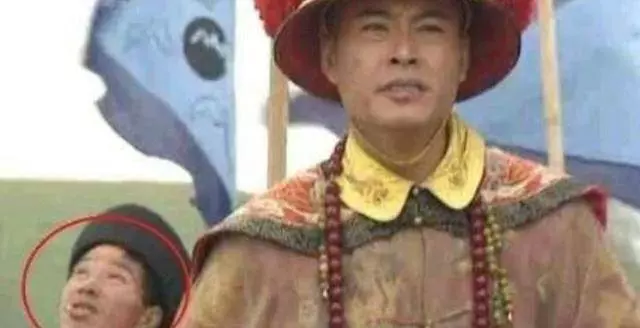 這些15個鏡頭穿幫得太容易被發現了吧!#15. 大清皇宮的自來水管