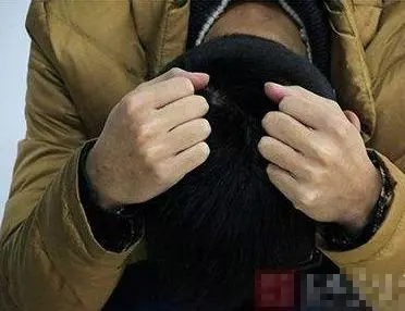 丈夫同學生意破產,沒人借錢,唯獨丈夫借給他,隔天丈夫蒙了