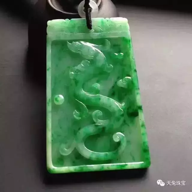 鞋子擺錯方向?你不漏財誰漏財?(風水禁忌之招財篇)