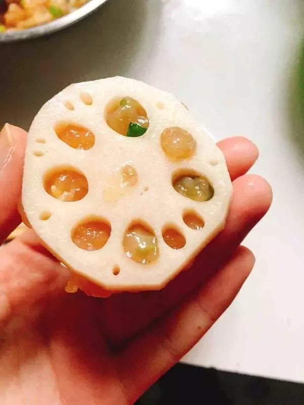 眼乾眼澀眼疲勞?熬夜用眼常吃這菜,保護視力,明目清肝