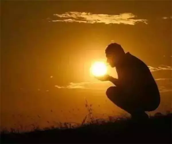 此文送給:不懂感恩,算計我,利用我,出賣我,把我當傻子的人!!