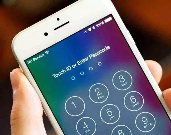 老公不要給手機password,結果老婆就一把火燒死他?