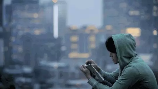 每一種選擇都有代價,千萬別嘗試無知的代價,會很慘。