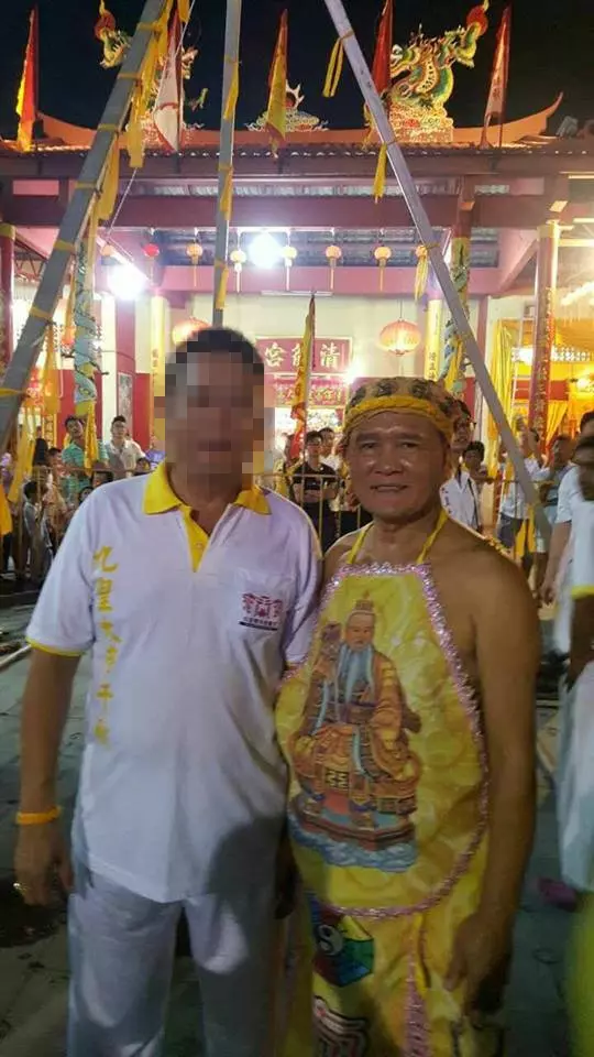 勁爆!大馬吉玻雙弄九王大帝表演時火蒸人發生意外,師傅已往生!!!!!阿彌陀佛...快看!事出必有因,原來....