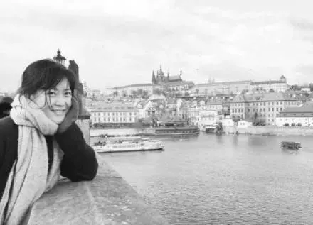 34歲碩士美女徵婚,被大媽嘲諷:「過了30歲像郊區房,男人有錢也不買!」