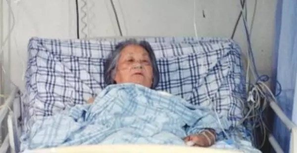 母親過世八年,女兒面試路上接陌生電話,傳來母親聲音:女兒快來!