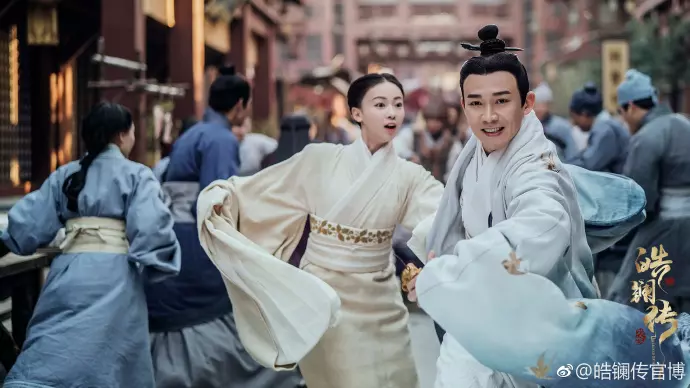 演員拍「吻戲」的時候,為何不露腰部以下?真相讓很多網友炸鍋!