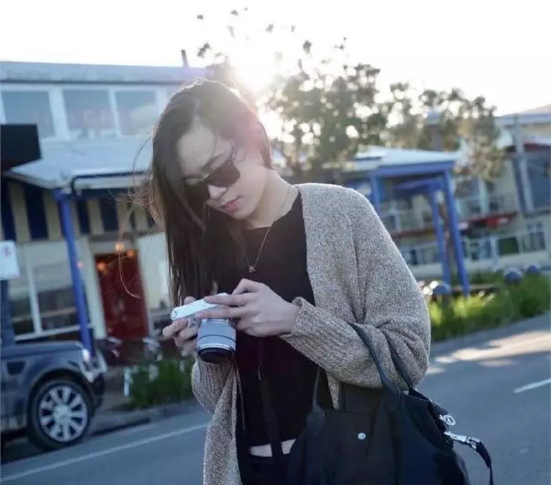 本土7位空姐私密照外流,我傻眼!原來每一位都好大包米!
