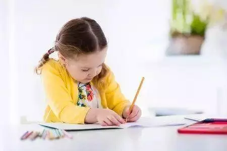 在這3件事上,媽媽參與得越少,孩子將來越有大出息
