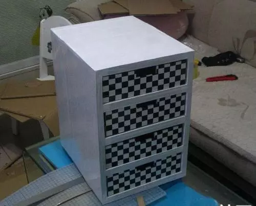 廢舊紙箱不要扔,教你秒變收納櫃!