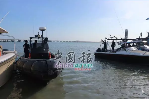 ◤轎車被撞下海◢ 肇禍司機尿檢不過關!