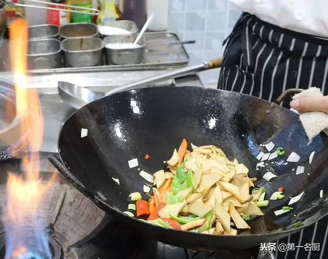 大廚分享干鍋杏鮑菇的好吃做法,食材簡單,營養美味,超級下飯