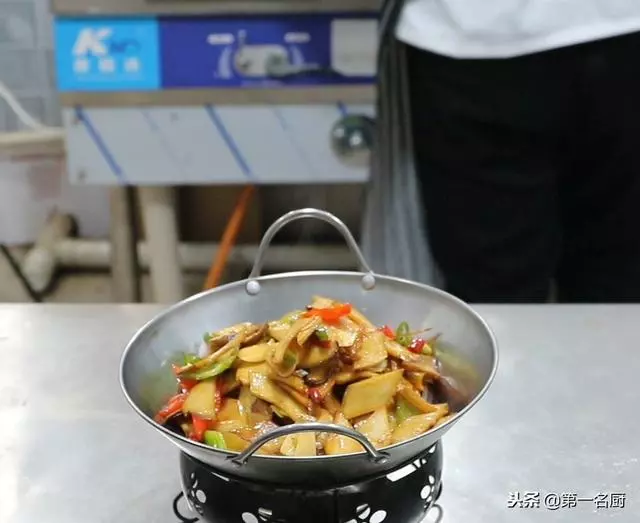 大廚分享干鍋杏鮑菇的好吃做法,食材簡單,營養美味,超級下飯