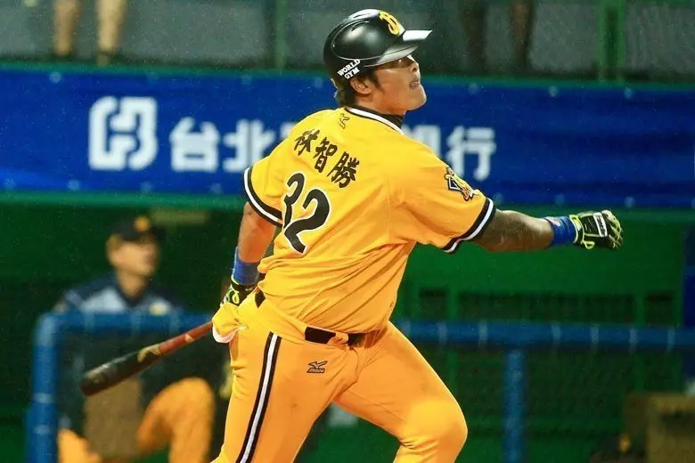 中職/林智勝續披黃衫 比挑戰300轟更重要的事