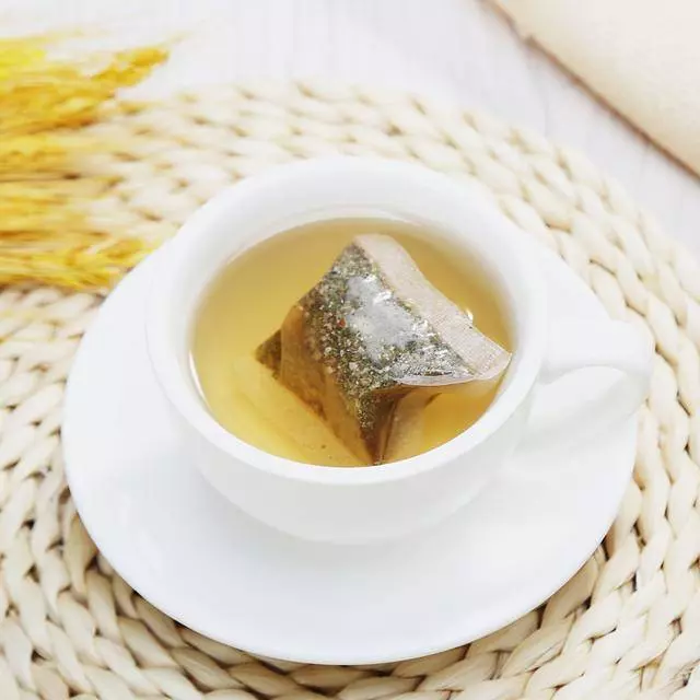 肚子上脂肪太厚了,(堅持吃7天後,會發現大肚腩悄悄不見了合理飲食加運動,先無氧後有氧運動)