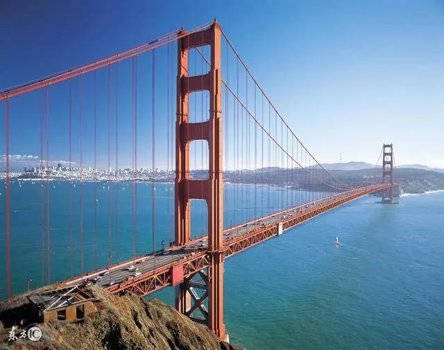 海水那麼深,跨海大橋橋墩是怎麼建上去的?現在總算知道了!