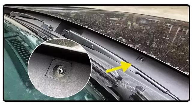 車上這7個洞要多檢查,不然一下雨你車就遭殃