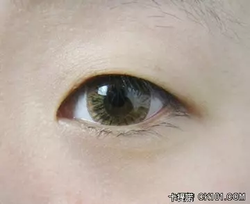 整形級化妝術 男生嚇到暈倒 - 世界探索 - 化妝,孫妮,整形