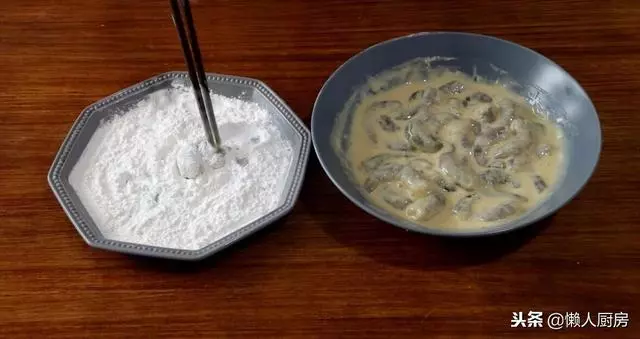原來用菠蘿咕咾肉的做法,也能做蝦仁,開胃又解膩,顏色好看