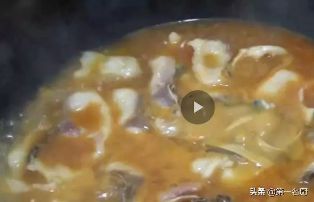 這才是水煮魚地道的做法,魚肉鮮嫩,香辣過癮,下酒又下飯