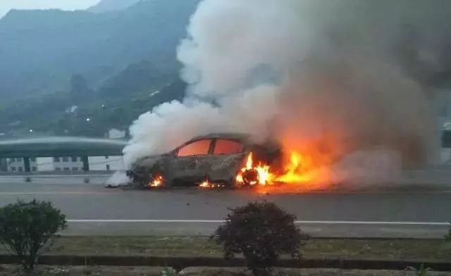 島國殘忍離奇兇案:19歲受害女生內臟被掏空,2天後兇手詭異身亡!