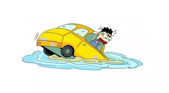 汽車掉入水裡的自救方法!你只有短短几分鐘的自救時間!
