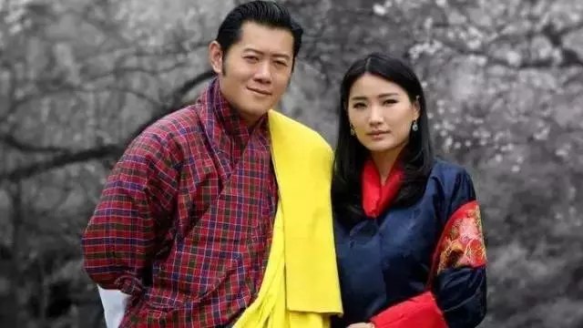 「等你長大了,我便娶你」,相差十歲的年紀,14年的等待,他們終於成為了全世界最幸福的夫妻