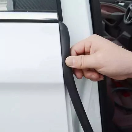 開車族必看!大馬老司機傳授經驗:愛車「這4處」發出噪音,須儘早送進修理廠!