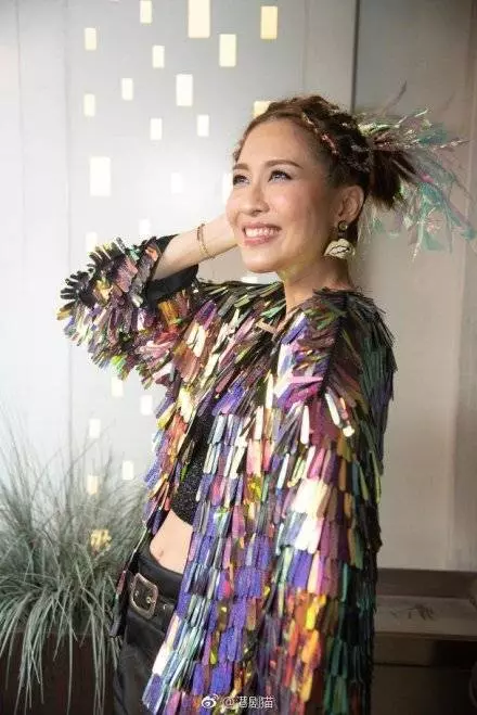 原來已經40歲啦!「索腿天后」陳敏之生日大搞Party!好友胡杏兒、伍詠薇扮特務007,連視帝都給臉出席~