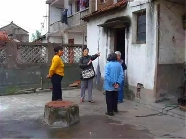 婆婆胡鬧,老公打我一掌提離婚,三年後見面,我感謝他的拋棄之恩