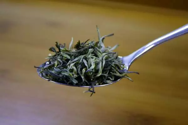 喝茶時千萬不要吃這些食物,不然你的腎可能會壞掉啊!很重要,快分享給愛喝茶的朋友知道~