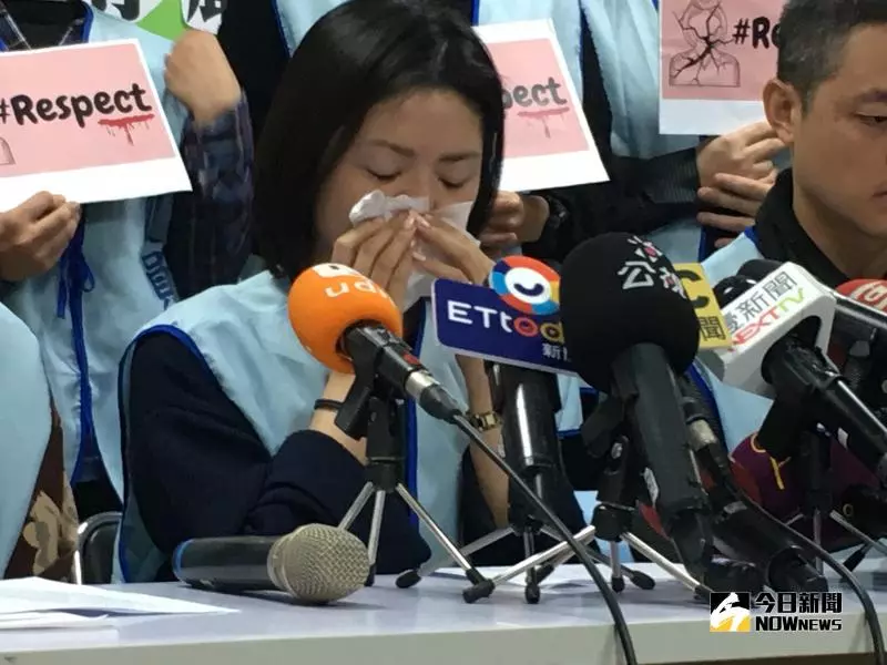 長榮空姐遭辱!資深座艙長怒轟:「以客為尊」害慘更多人