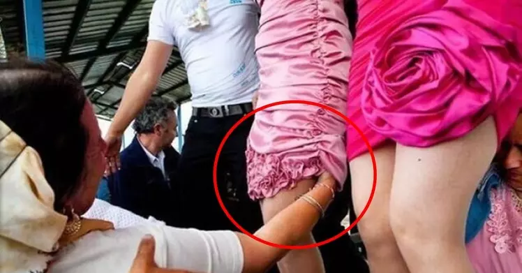 摸了滿意就帶回家!在這裡「買老婆」可以隨便看、隨便摸!還可以「這樣」驗貨.....