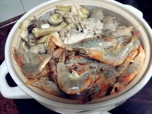 這鍋菜,不加一滴水,越燜越香,我隔三差五做1次,做法很簡單!