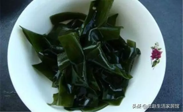 香菇,木耳,腐竹的快速泡發小技巧,用上這幾招,2分鐘頂半小時