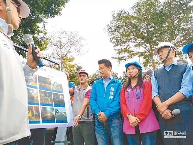 高雄鳳山區這條大路民國84年後就沒刨鋪過 網友驚呆了!