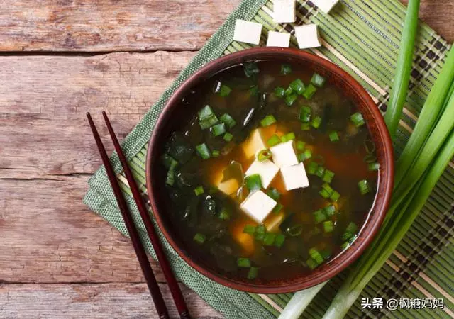 8種湯粥,對症4大咳嗽原因,有娃的爸媽快收藏,別一咳嗽就吃藥了