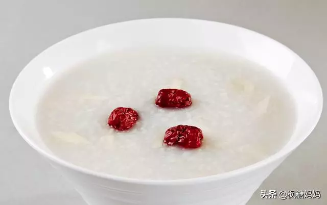 8種湯粥,對症4大咳嗽原因,有娃的爸媽快收藏,別一咳嗽就吃藥了