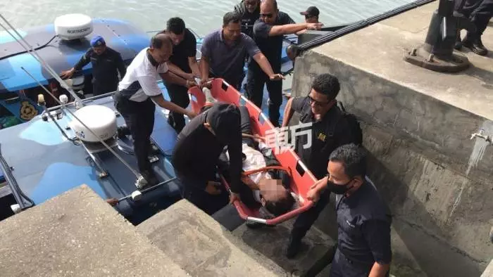 33歲華男身份被揭發了!竟然為了她而去跳海