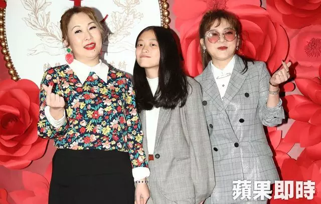 余苑綺婚禮「黃西田只包3600」不怕被退,余天「換帖兄弟包1萬2」尷尬獻上祝福!