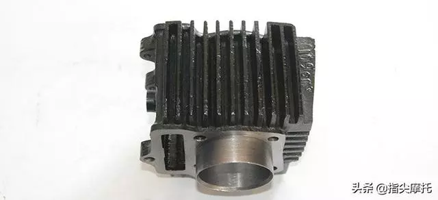 摩托車機油在氣缸高溫環境中潤滑怎麼沒燒掉?了解一下「淬熄層」