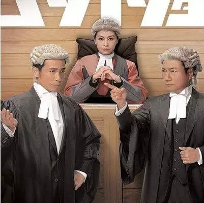 英國的律師為什麼要帶著假髮上庭?理由讓人漲知識