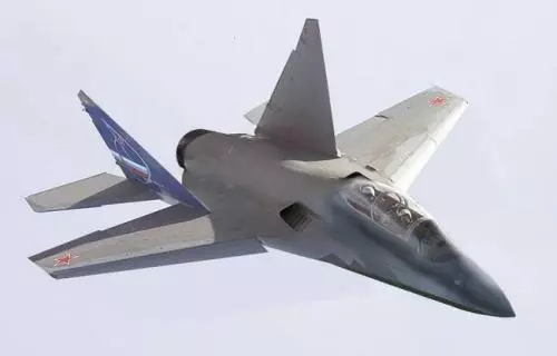 直接跳過五代機追上美軍,四倍音速攔截被質疑,是否翻身在此一役